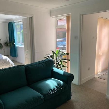 Private Room & Lounge In Town Centre With Parking Stratford-upon-Avon Bagian luar foto